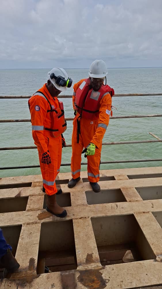 Inspection — lifeboat-03.jpg