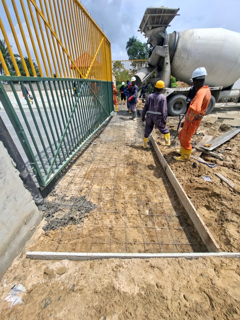 Pits & Containment — utorogu-22.jpg